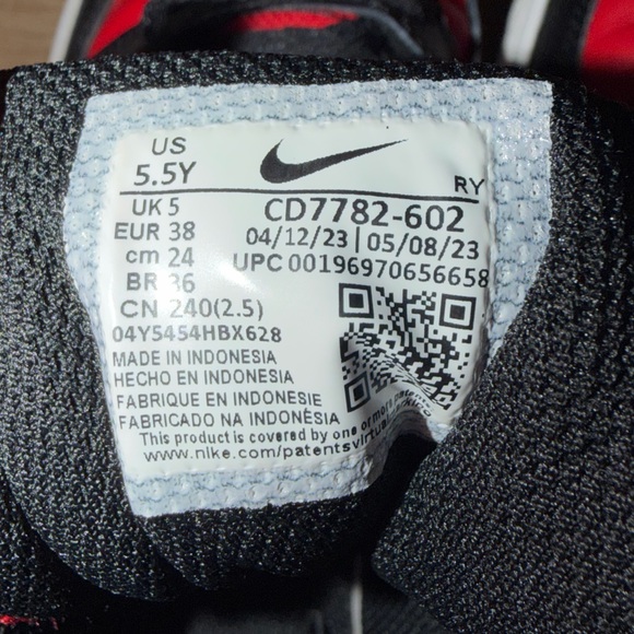 Nike Court Borough Mid 2 – Red & Black High-Top Sneakers (Youth 5.5Y) - Picture 8 of 8